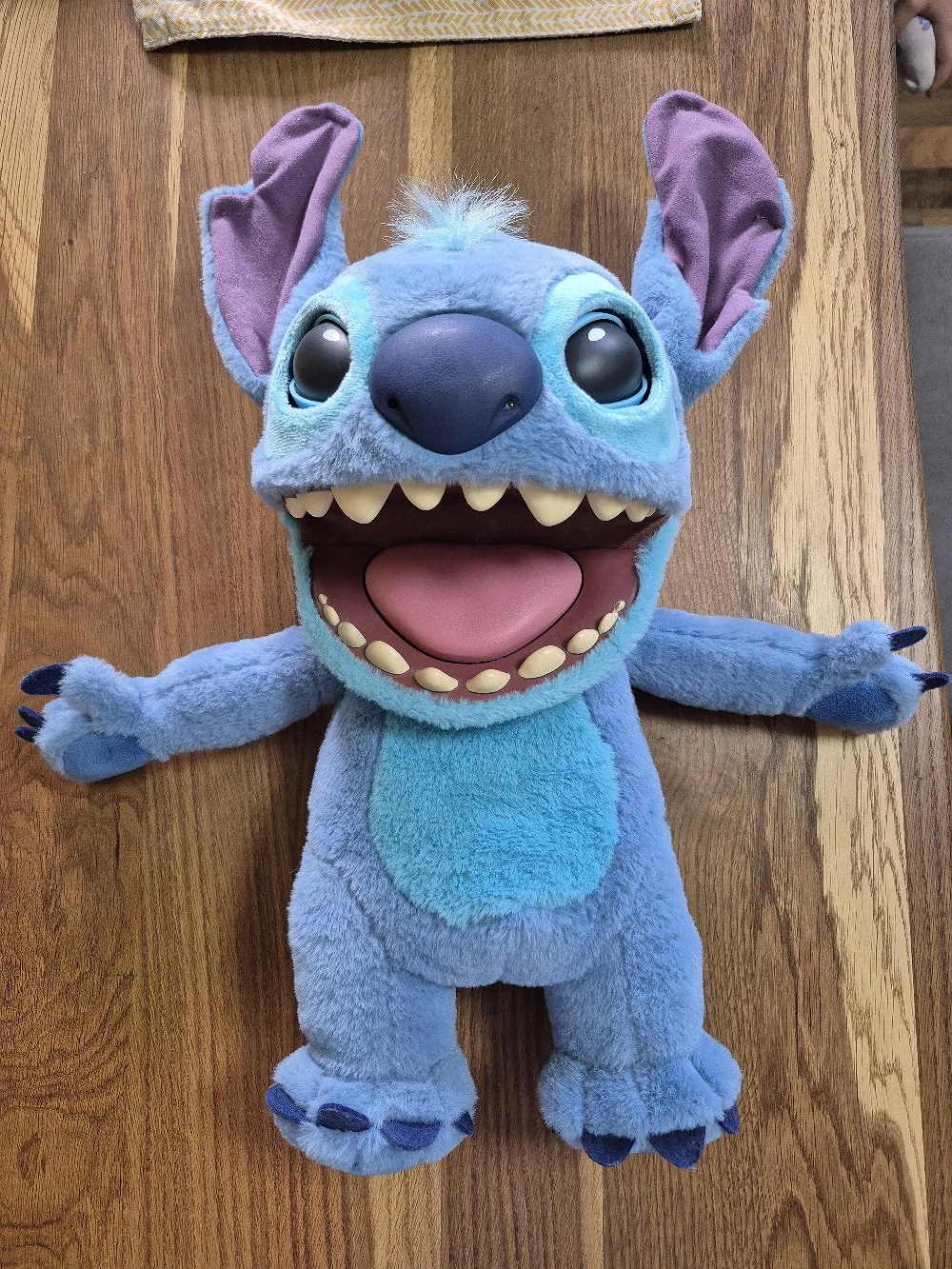 Stitch Handpuppe Real FX