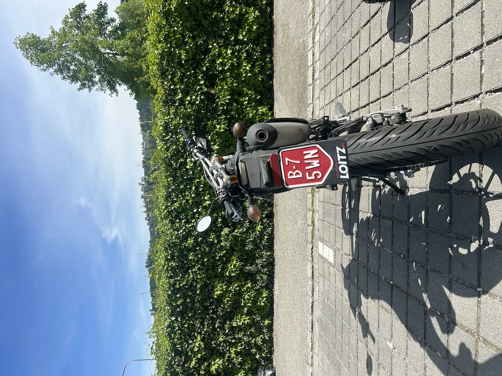 Verkaufe meine Rieju MRT50 Bj 2022 