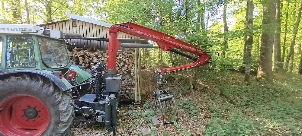 Kran Atlas Forst Kran Dreipunkt 