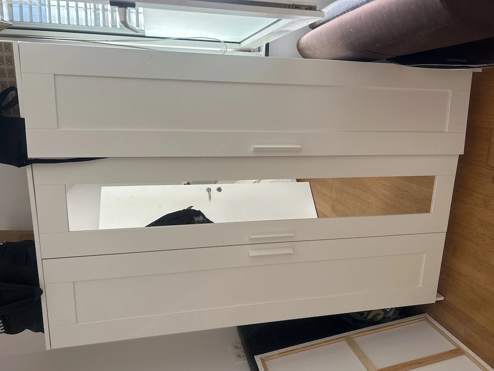 Kleiderschrank 190 hoch und ca 150 breit