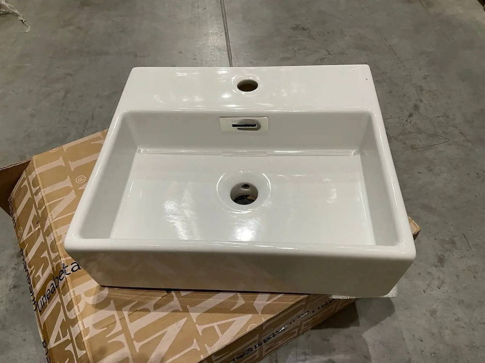 Handwaschbecken aus Keramik