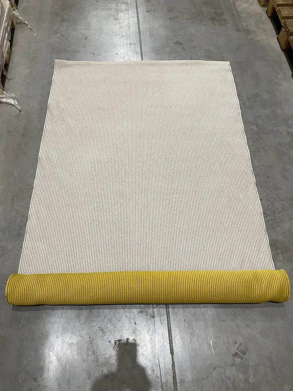 Teppich aus Papierschnur
