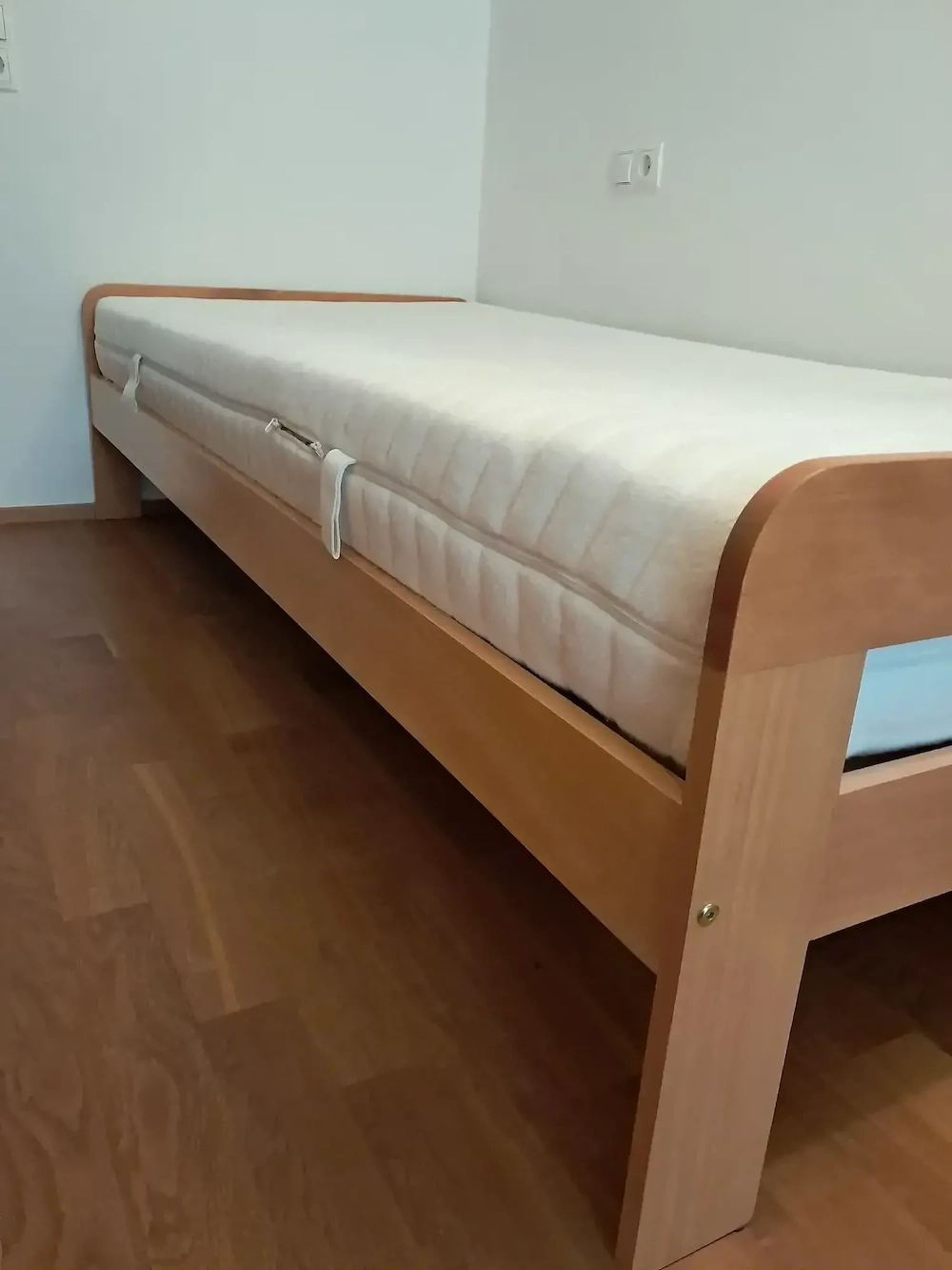 Kinderbett - Jugendbett - Gästebett