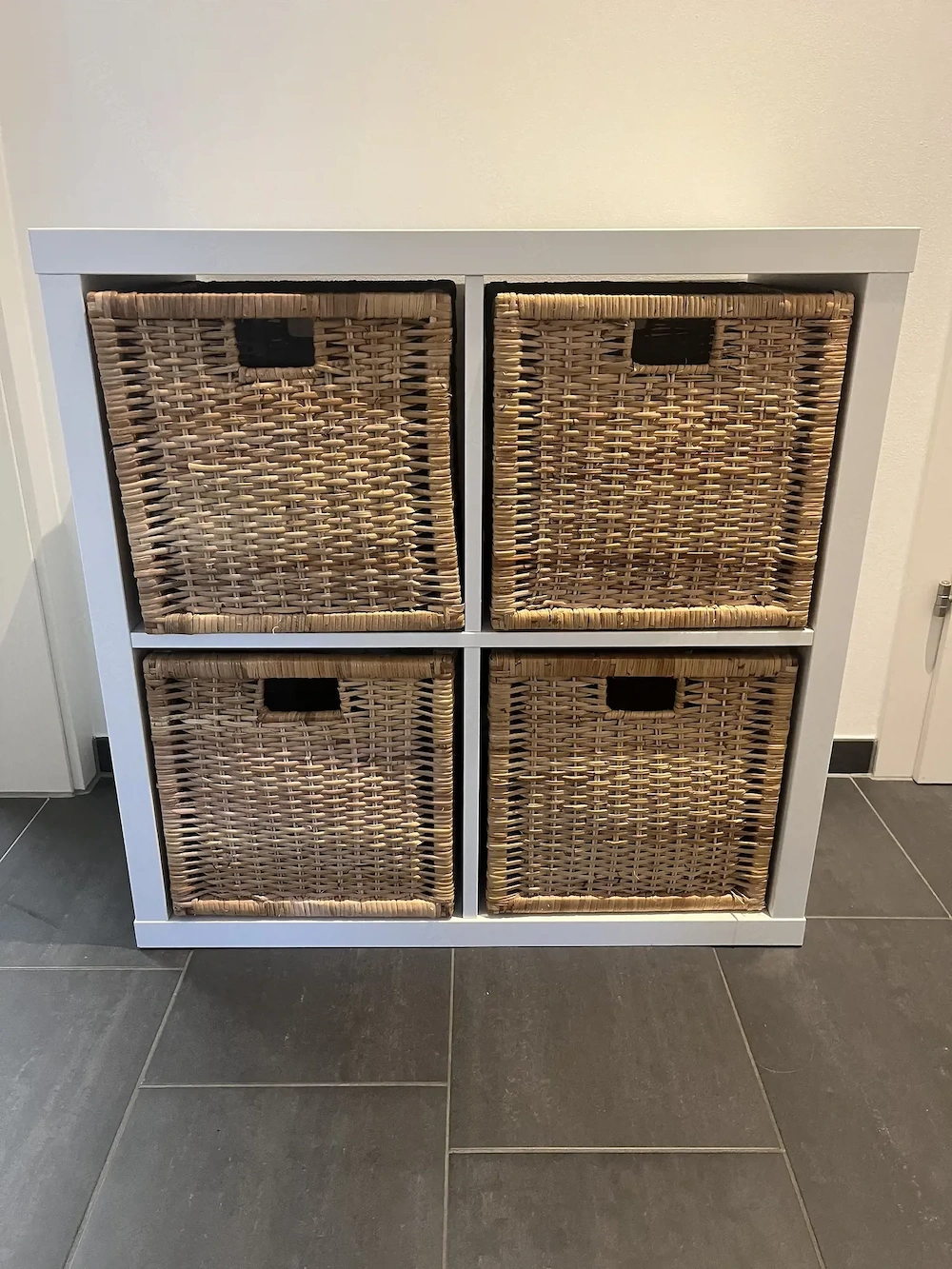 IKEA KALLAX Regal mit 4 Körben