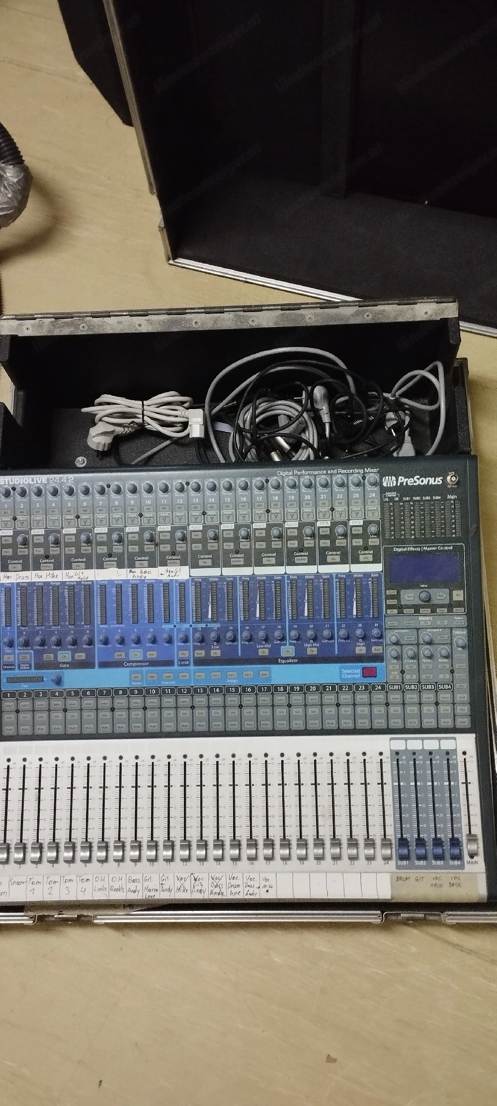 StudioLive 24.42