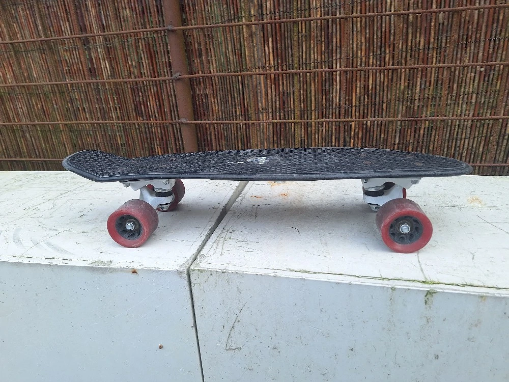 Kinder Skateboard