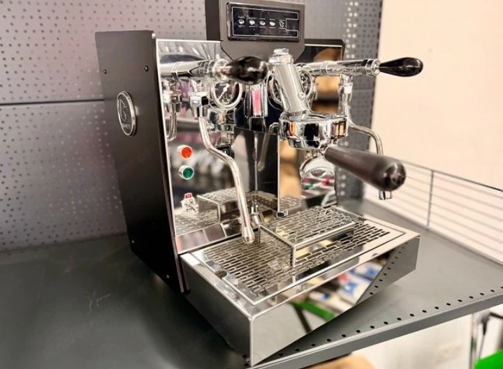 Kaffee-Espressomaschine 