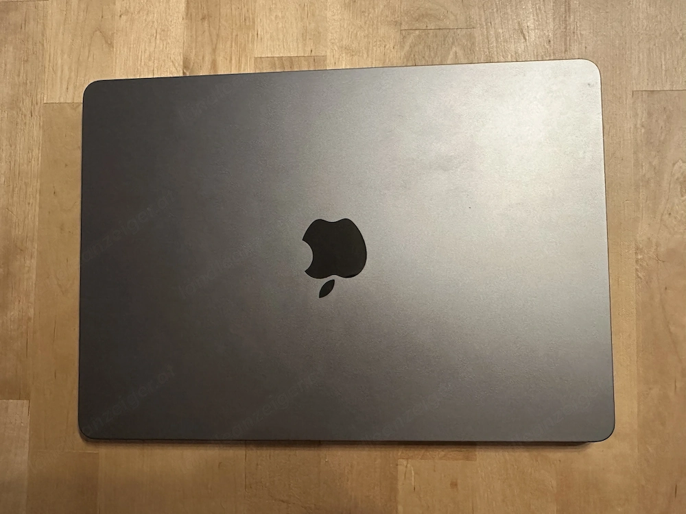 MacBook Air M3 16GB 512GB