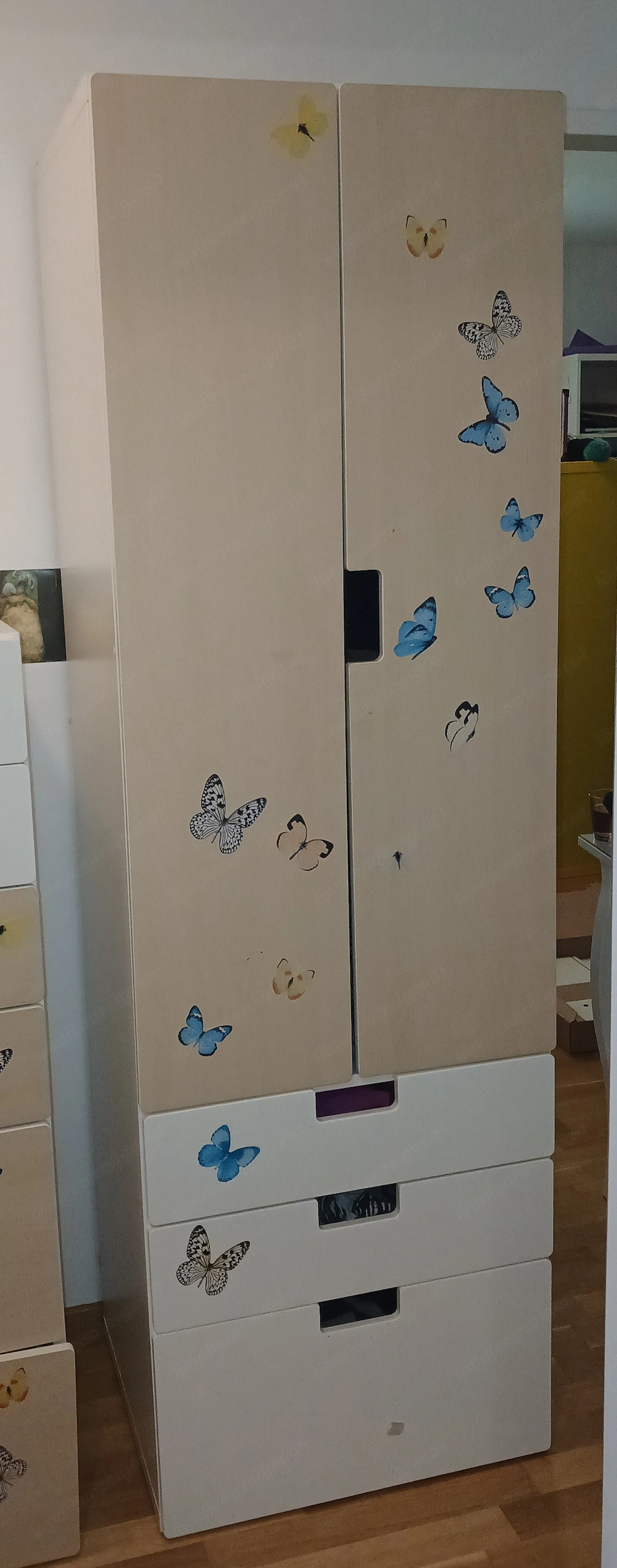 Kinder-Kleiderschrank