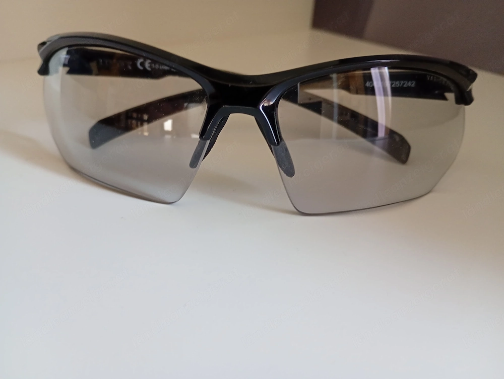 UVEX Brille neuwertig 