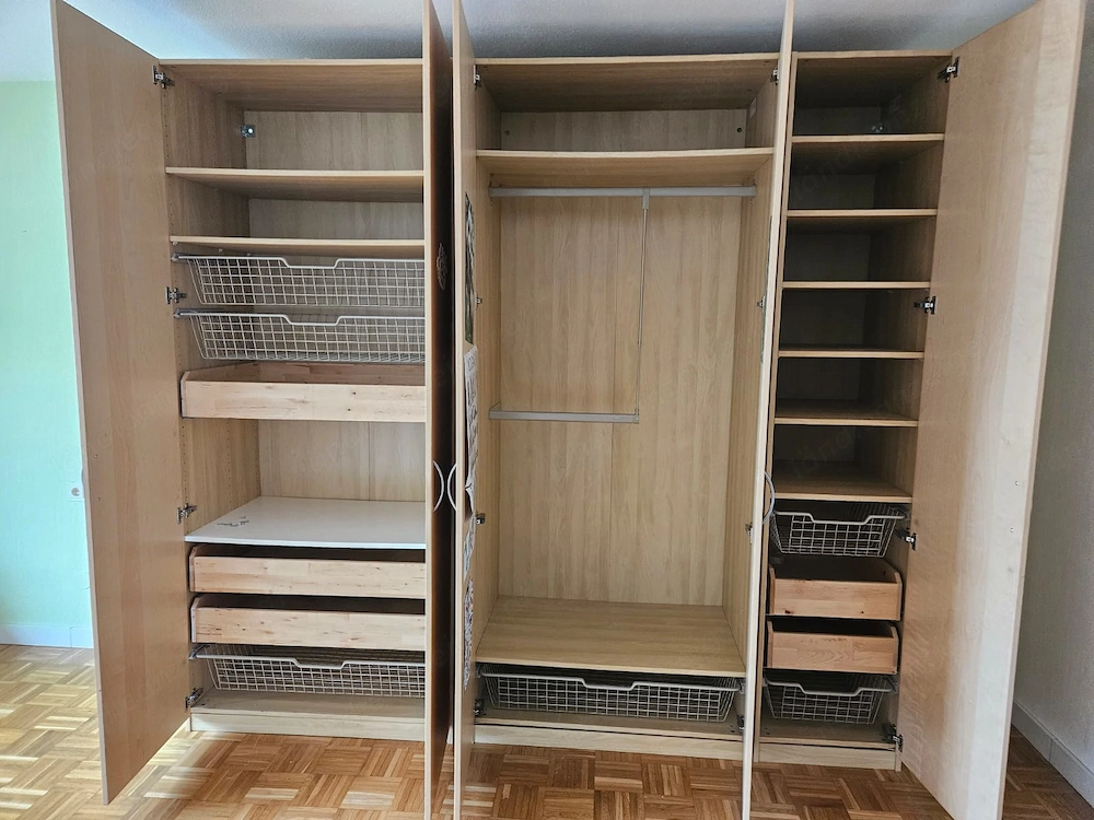 PAX Schrank von Ikea zu verschenken