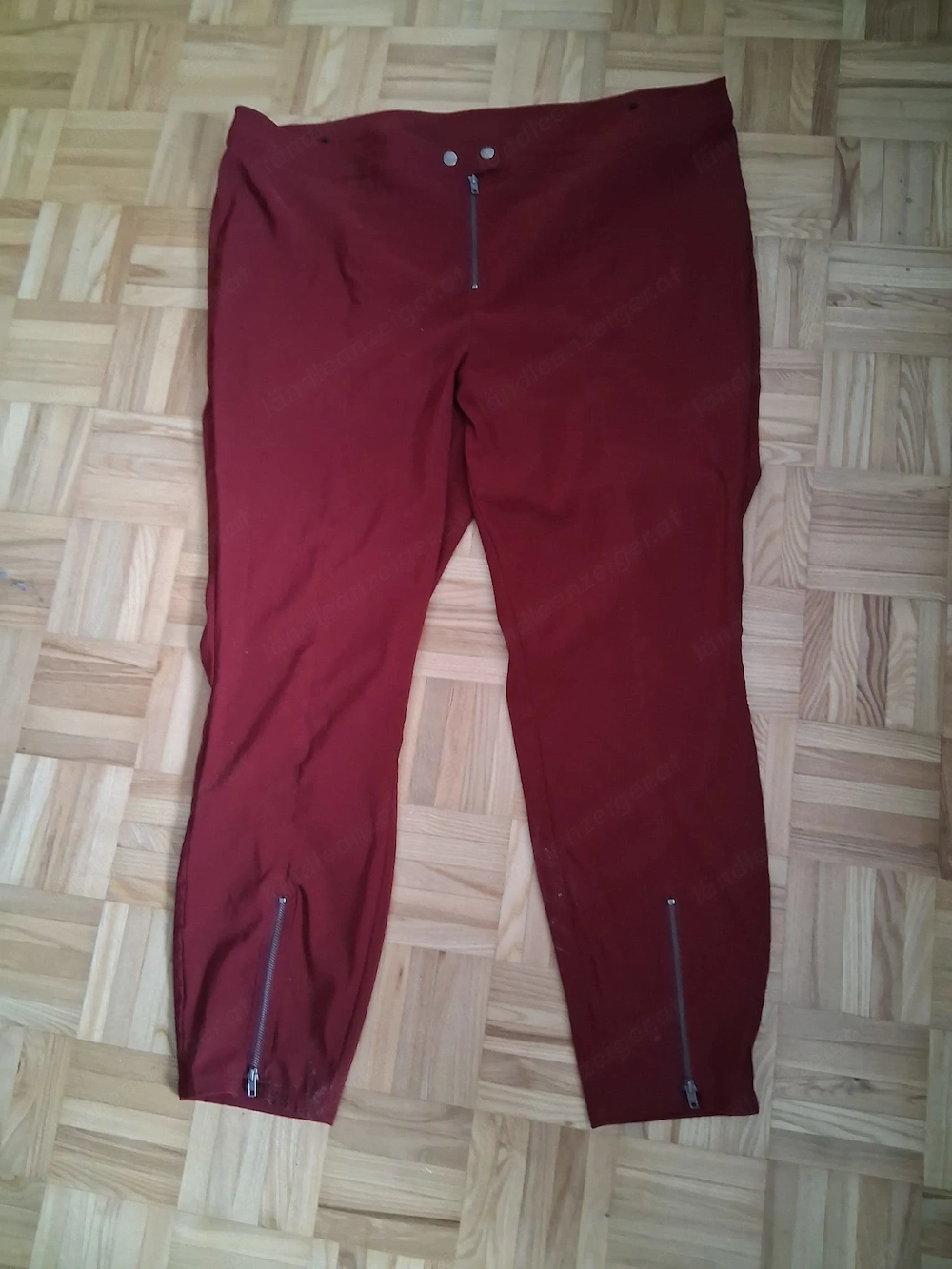 Damen Hose mit Reißverschlüsse am Bein 