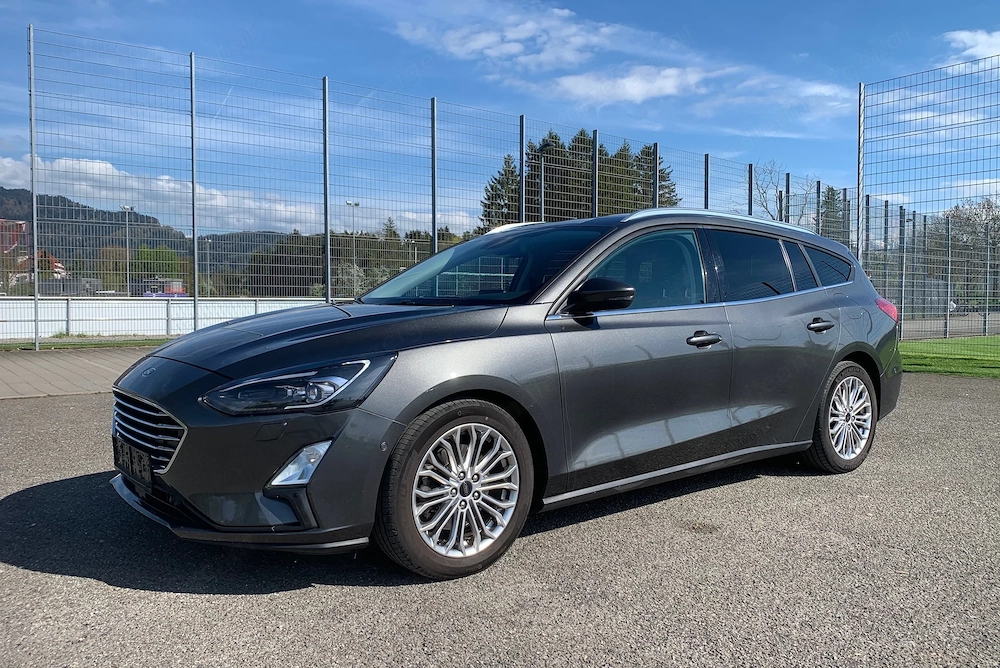Ford Focus Focus Traveller 1,5 EcoBoost Automatik Titanium Business, ACC, AHK, 53900KM !