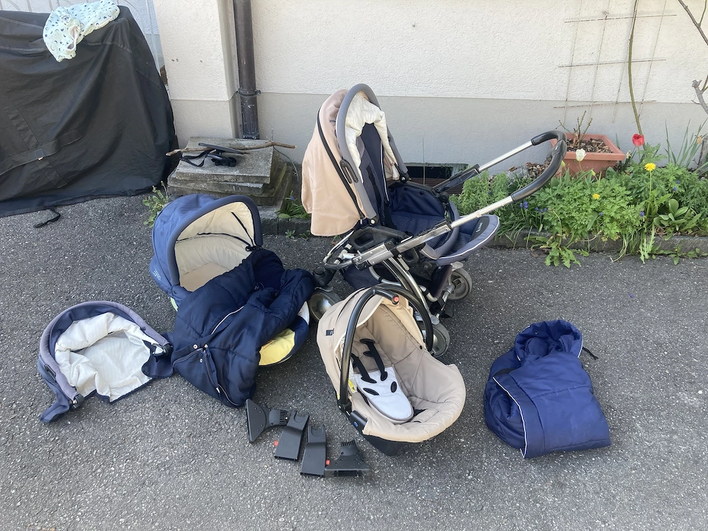 I'coo Kinderwagen mit diversem Zubehör