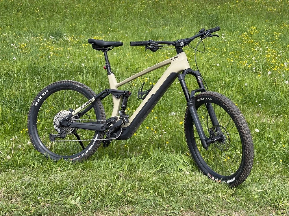 Cube Stereo Hybrid 160 HPC SL 750, 27.5 dessert  n  black (2022)
