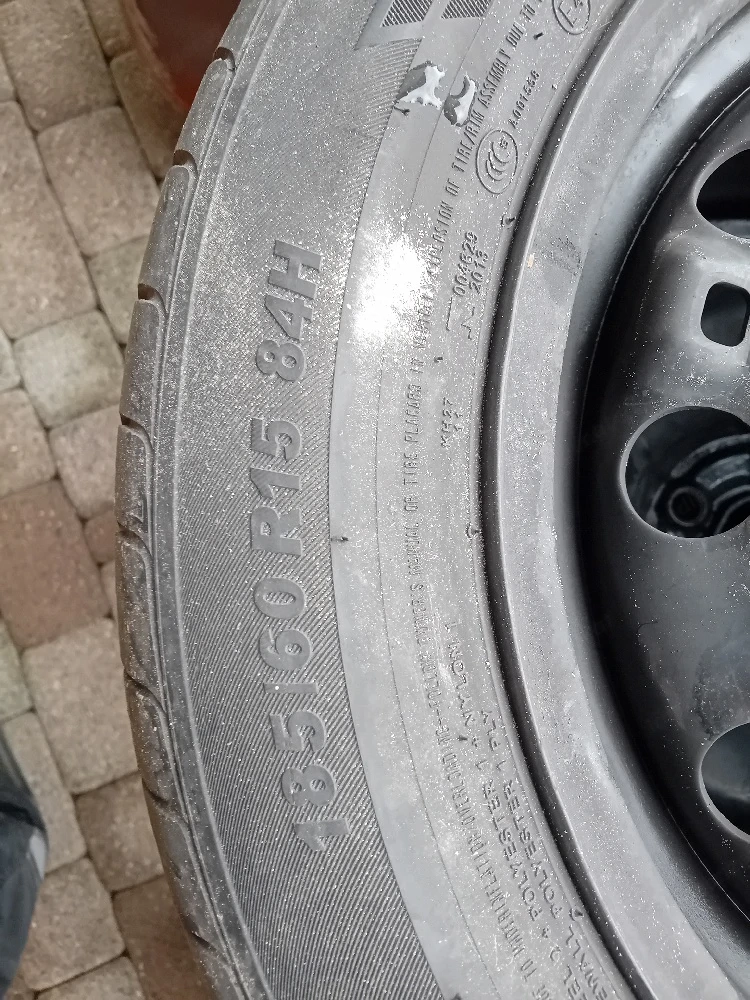 Reifen mit Felgen