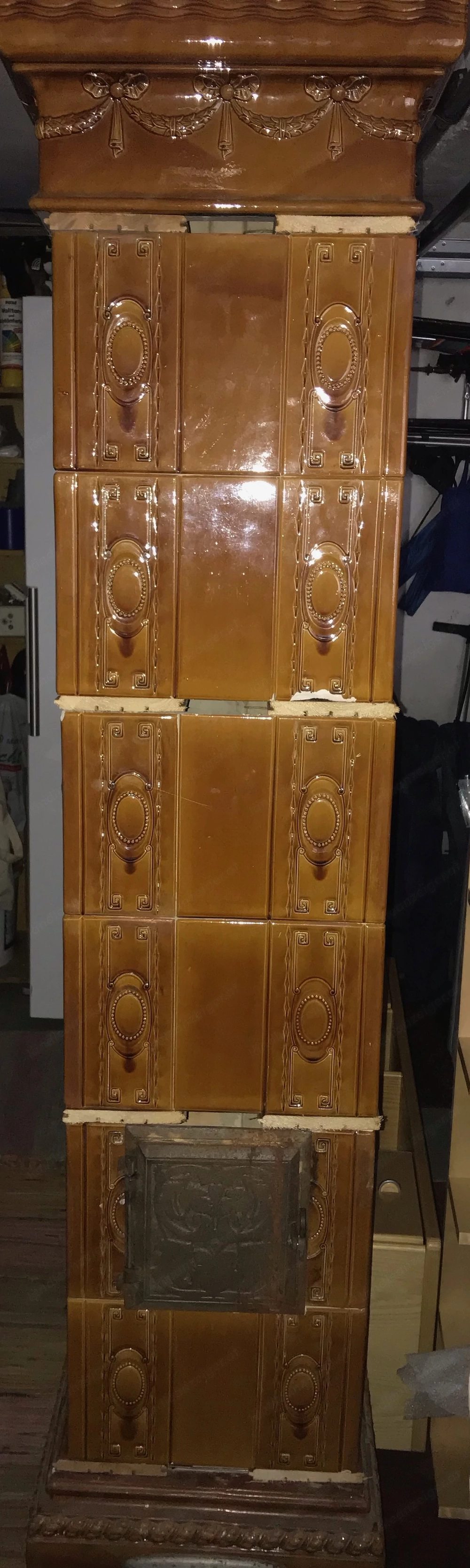 Wunderschöner alter Kachelofen