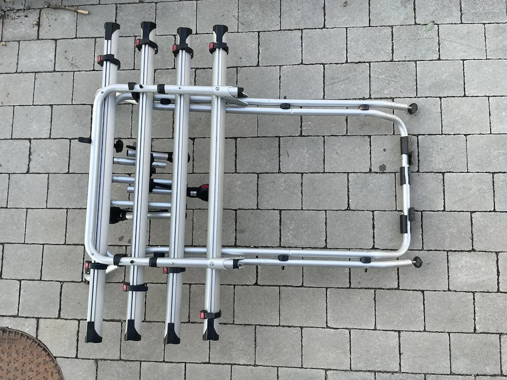 Fahrradträger für VW T5 - 4 Fahrräder auf Heckklappe