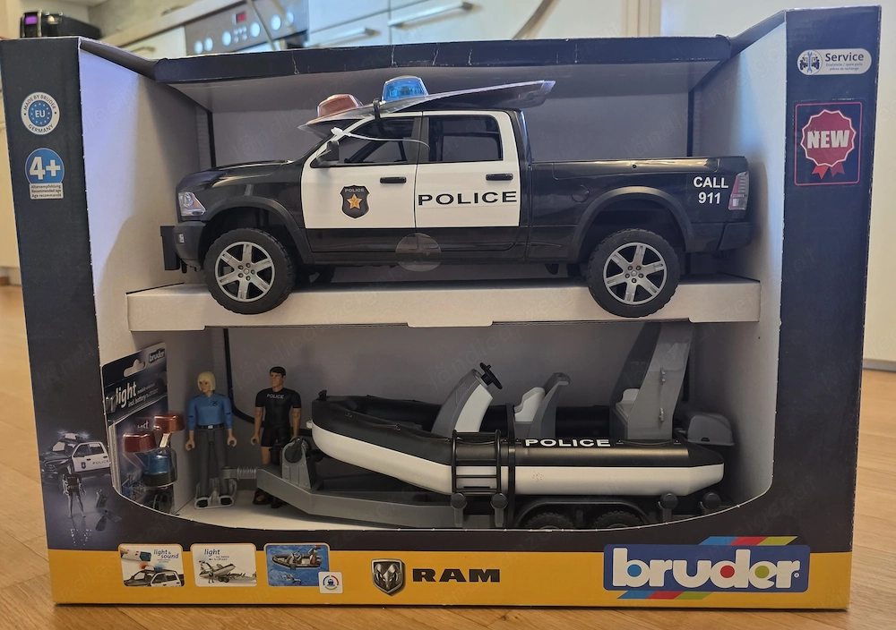 Bruder Dodge Ram mit Anhänger un Boot