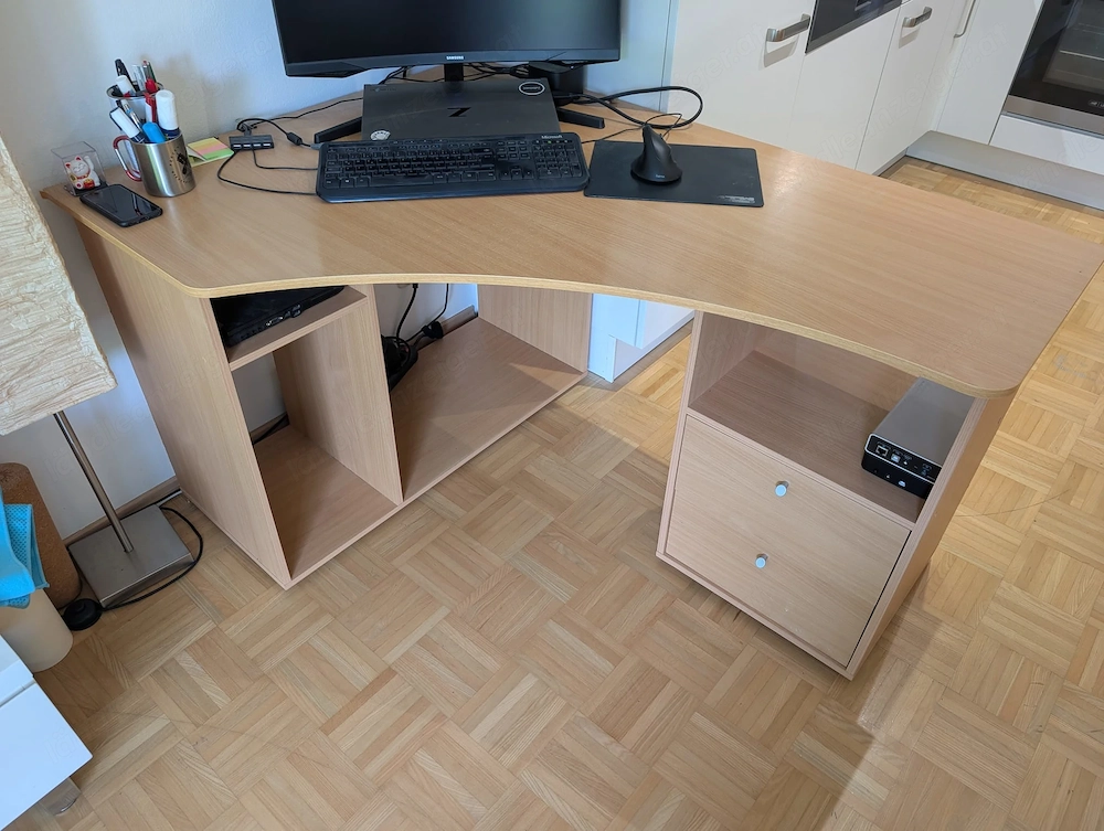 Eckschreibtisch zu verschenken 140x100x75cm LxBxH