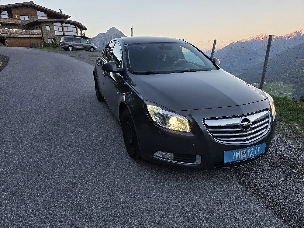 Opel  insignia  1.6 