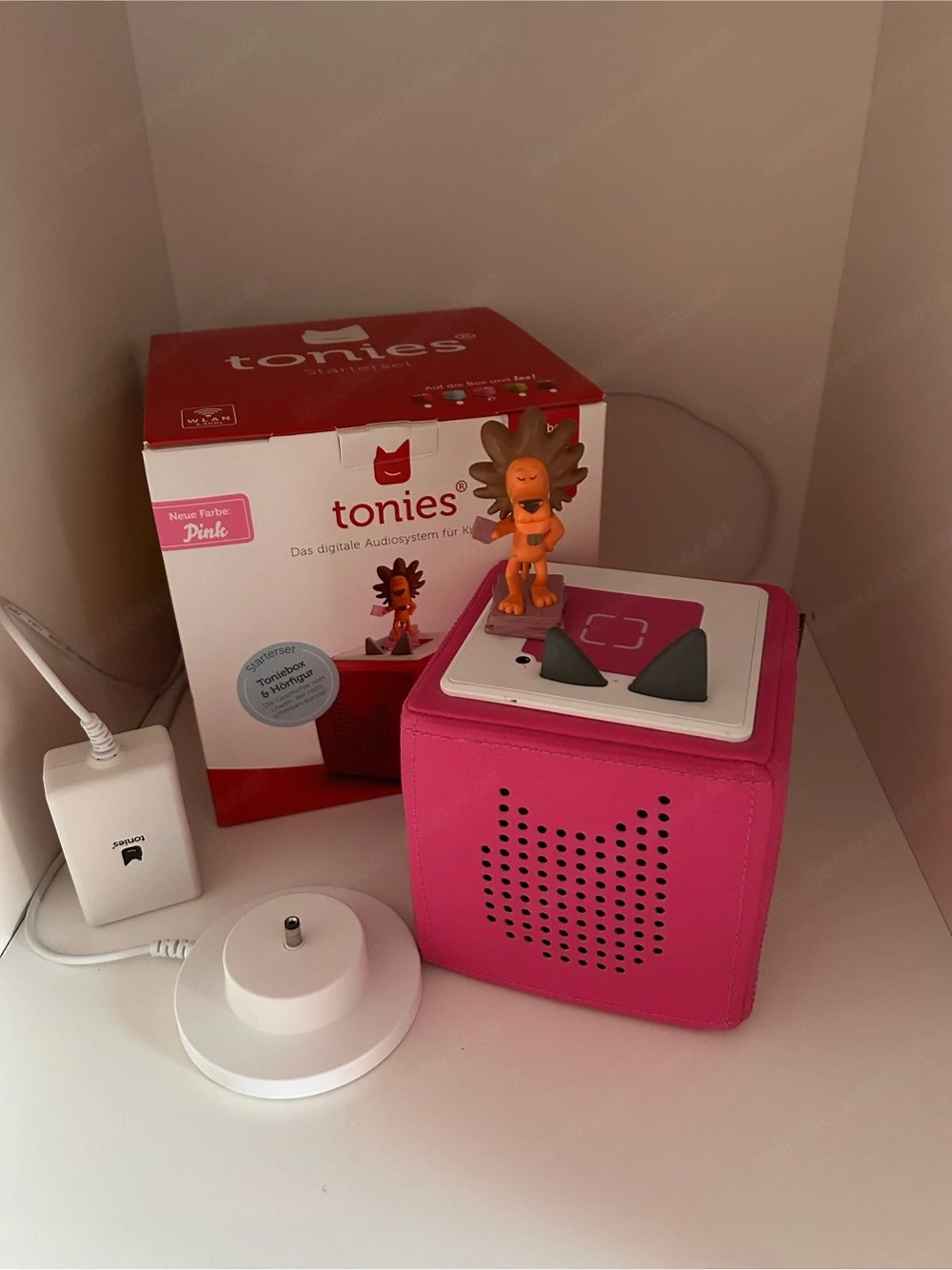 Tonie Box rosa oder blau (Akku und Ohren neu!)