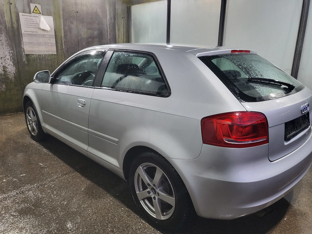 Audi A3 Benzin Pickerl 12   26 +4