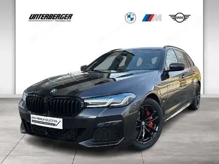 BMW 520d xDrive Touring // M Sportpaket // Anhängerkupplung