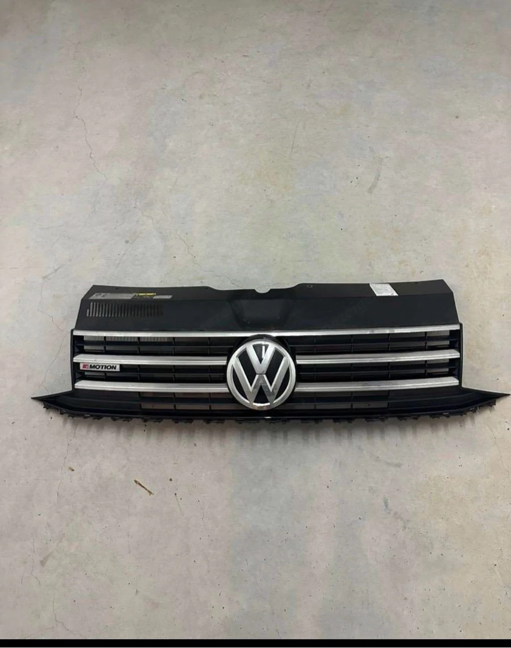 VW T6 Multivan Highline Kühlergrill