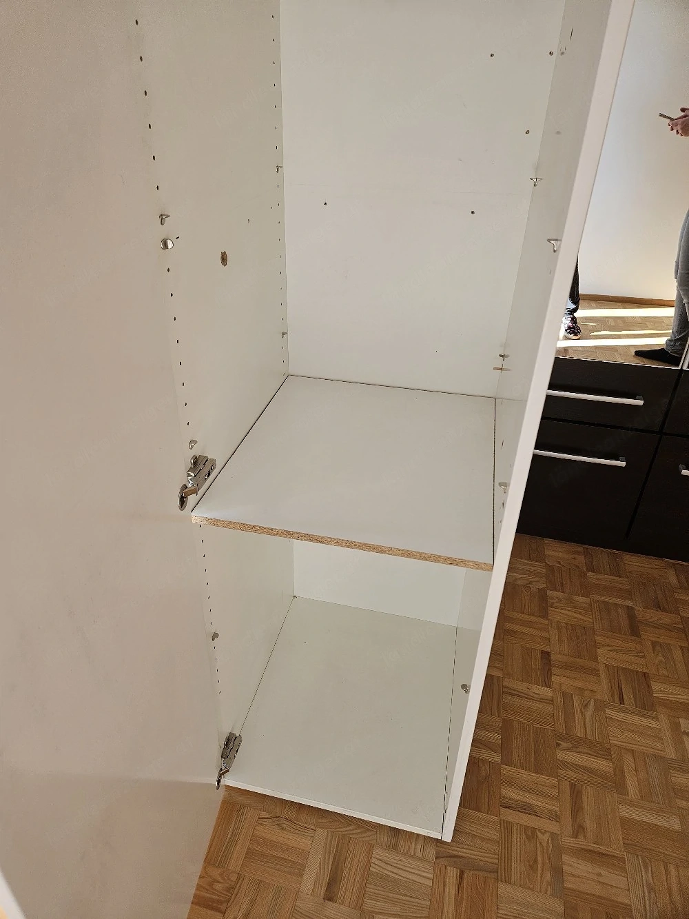 Schrank kostenlos abzugeben 