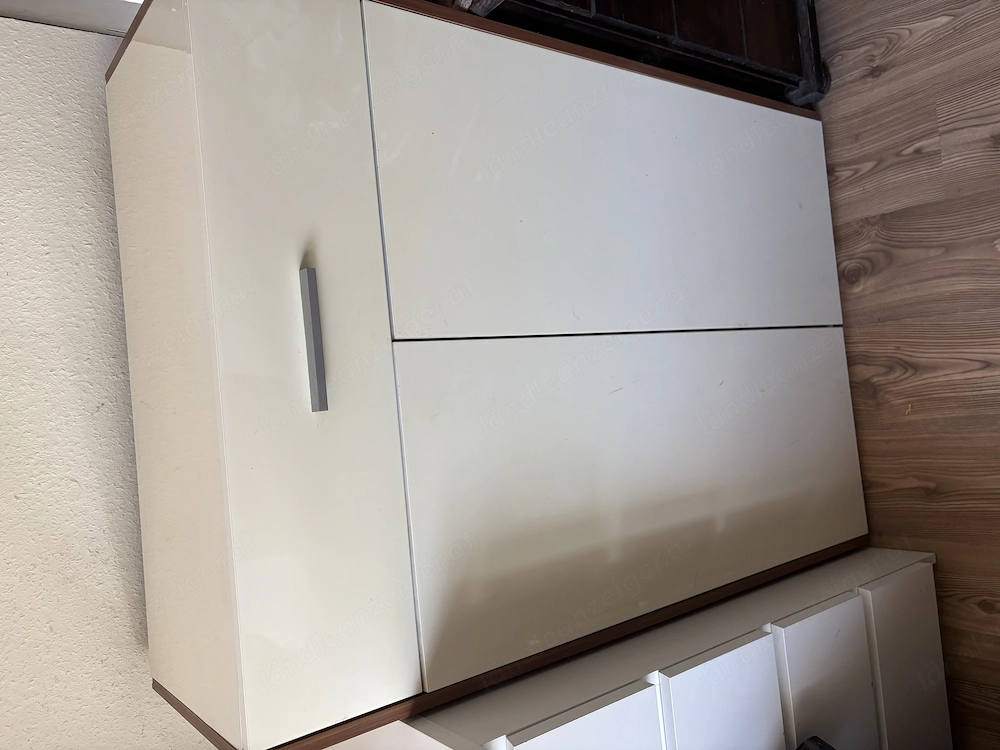 Kommode   Schrank