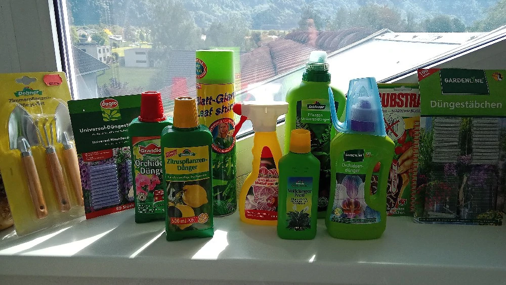 Zimmerpflanzen-Set, inkl. verschiedene Pflanzendünger