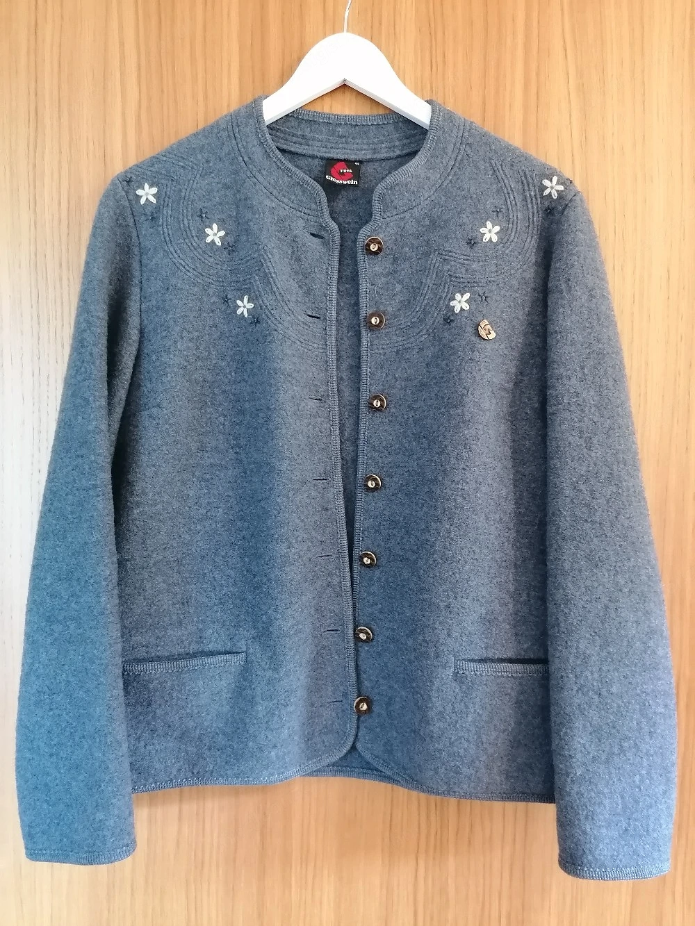 Giesswein Trachtenjacke Größe 44