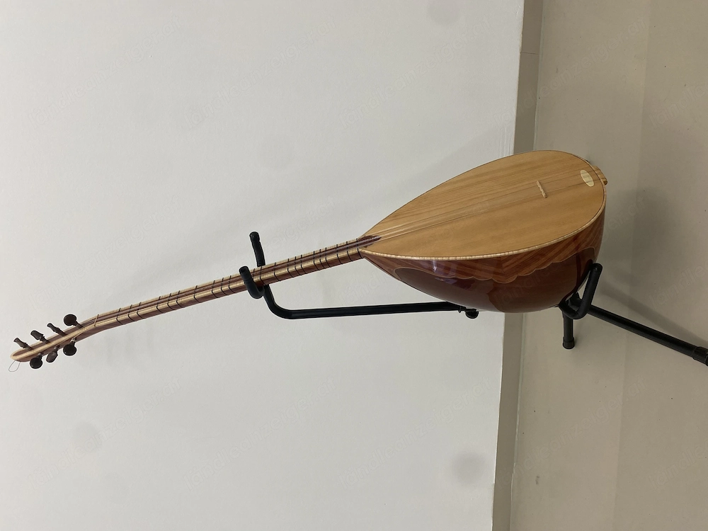 Saz baglama uzun sap