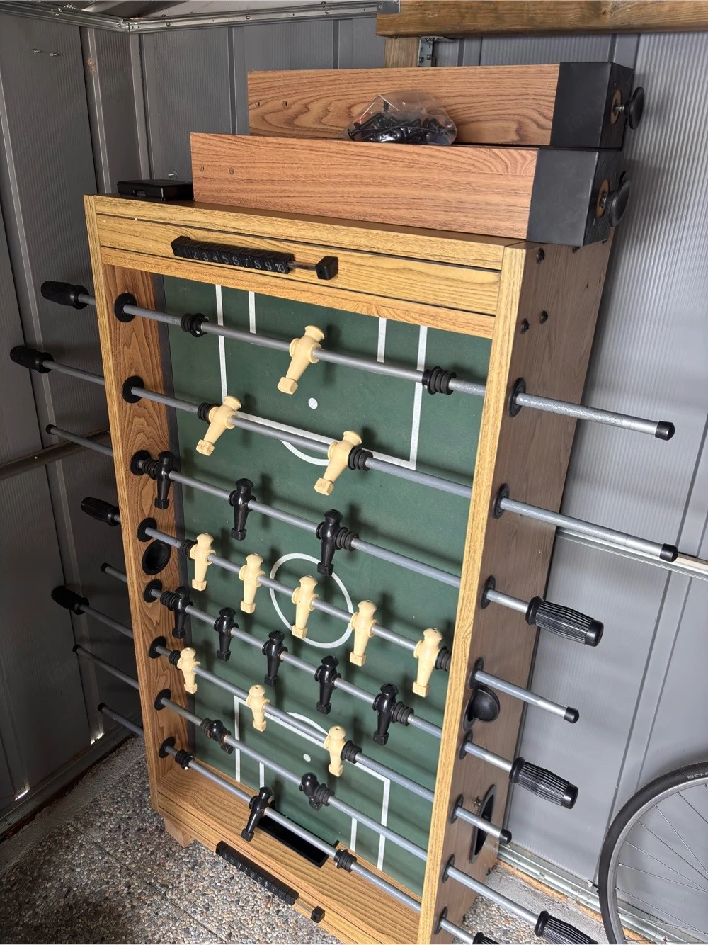 Tischfußballtisch 