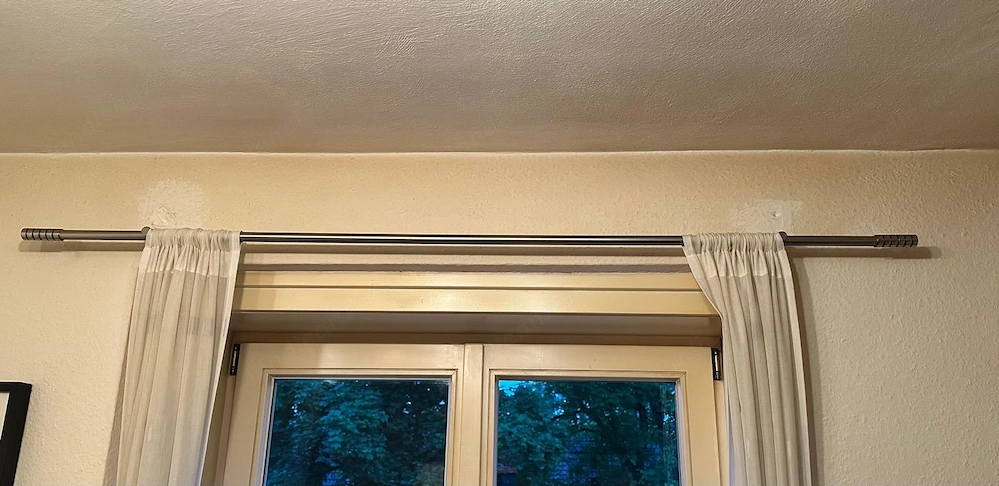 Neuwertige Edelstahl Vorhangstange 160 cm