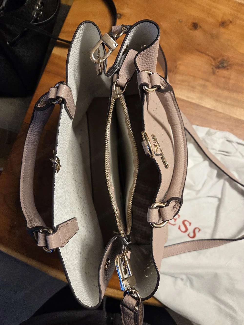 Guess Tasche