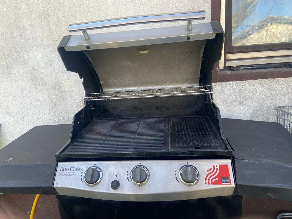 Drei Brenner Gasgrill