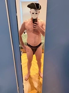 Wien & Umgebung   Kreative Ladies oder offene Paare gesucht     