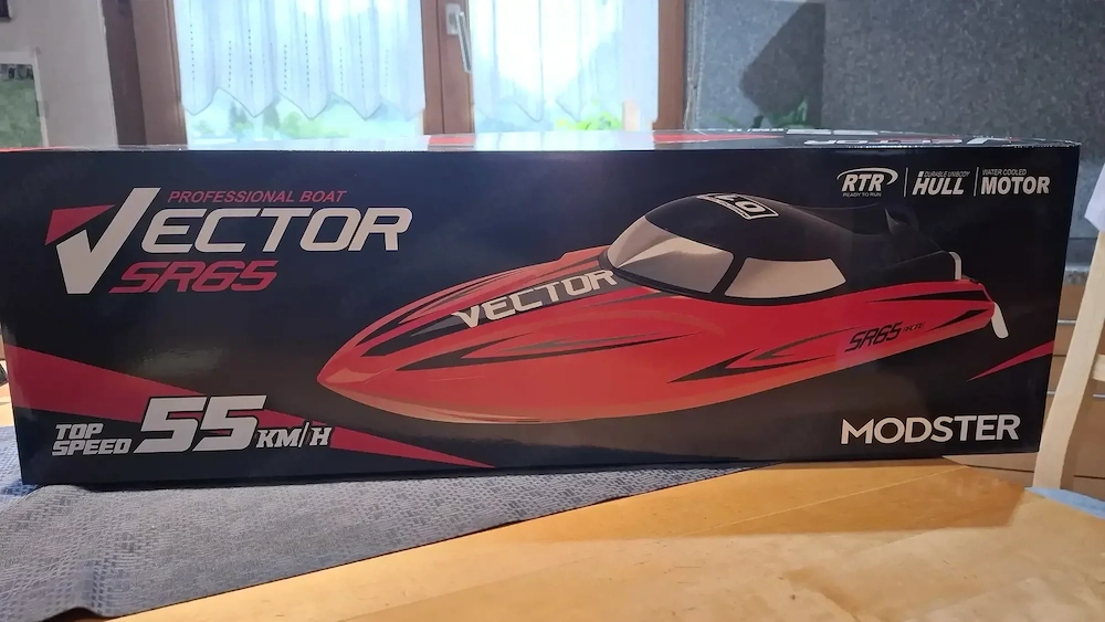 Elektro Boot Vector SR65