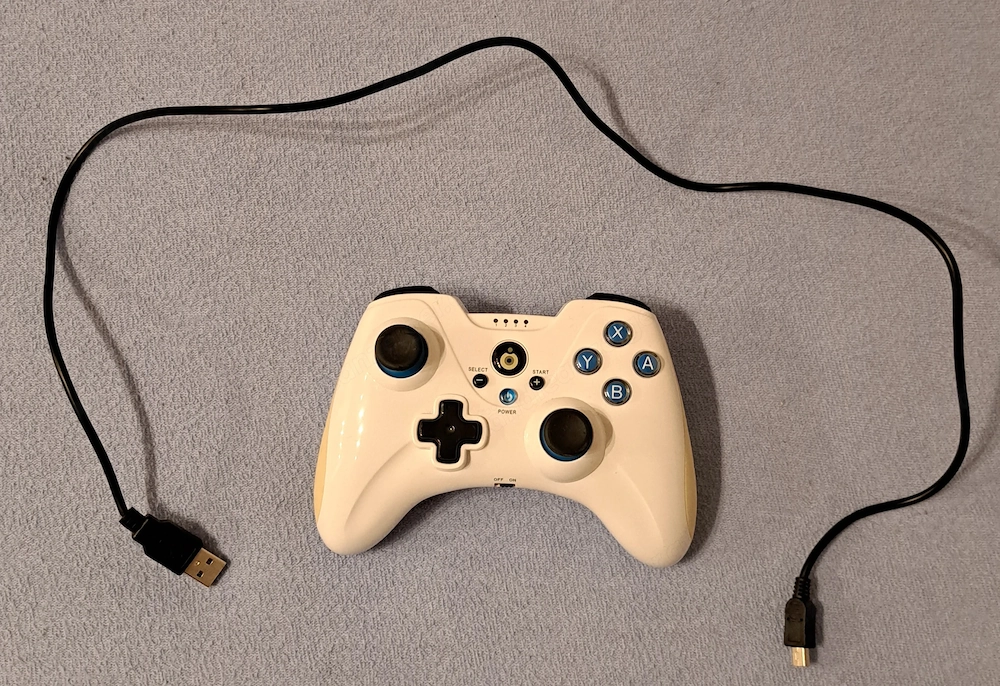 Bigben Wireless Pro Controller für Wii U   Weiß inkl. Ladekabel & Akku