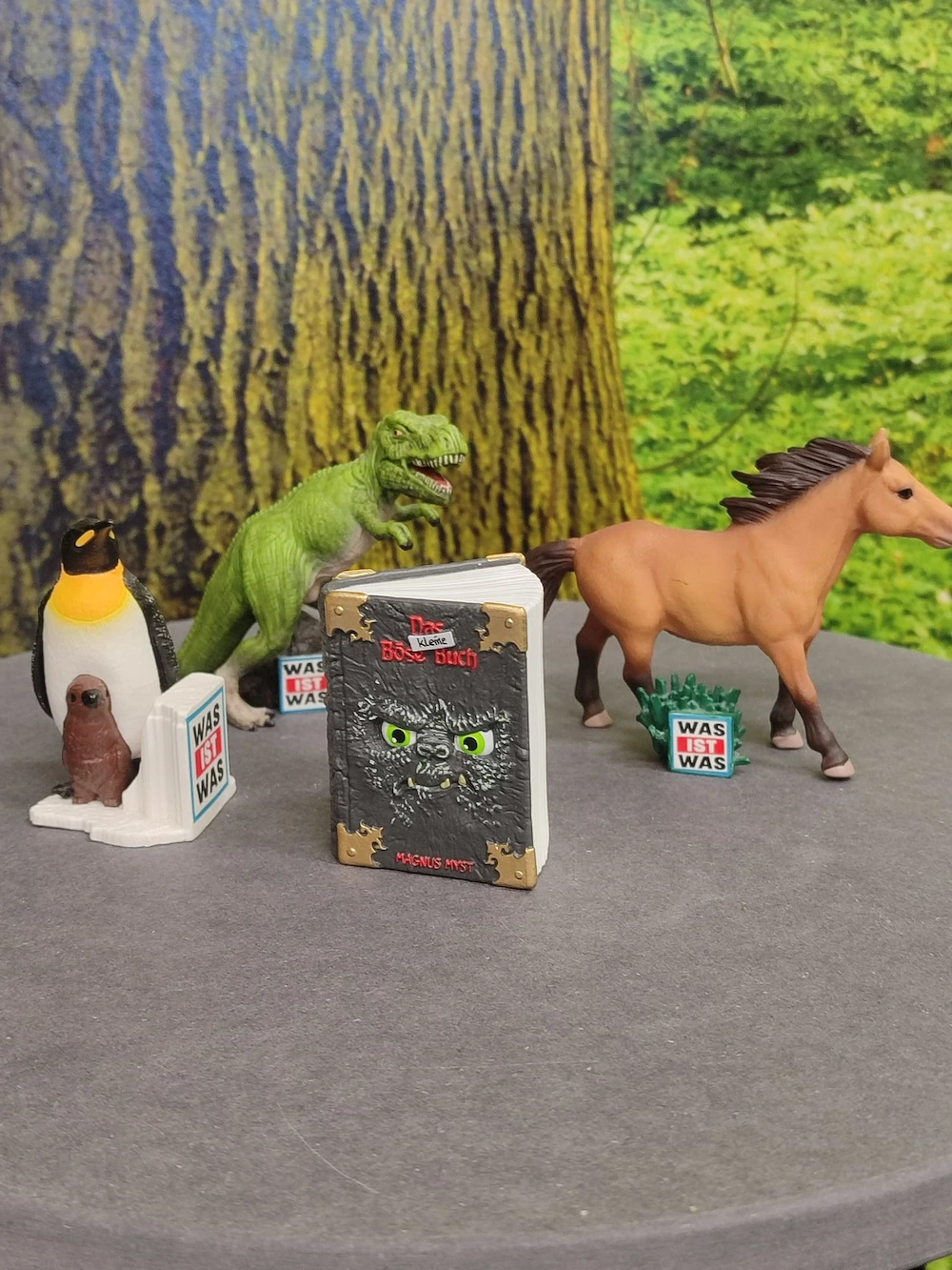 Tonies Figuren Set 3 Mal was ist was und das kleine böse Buch