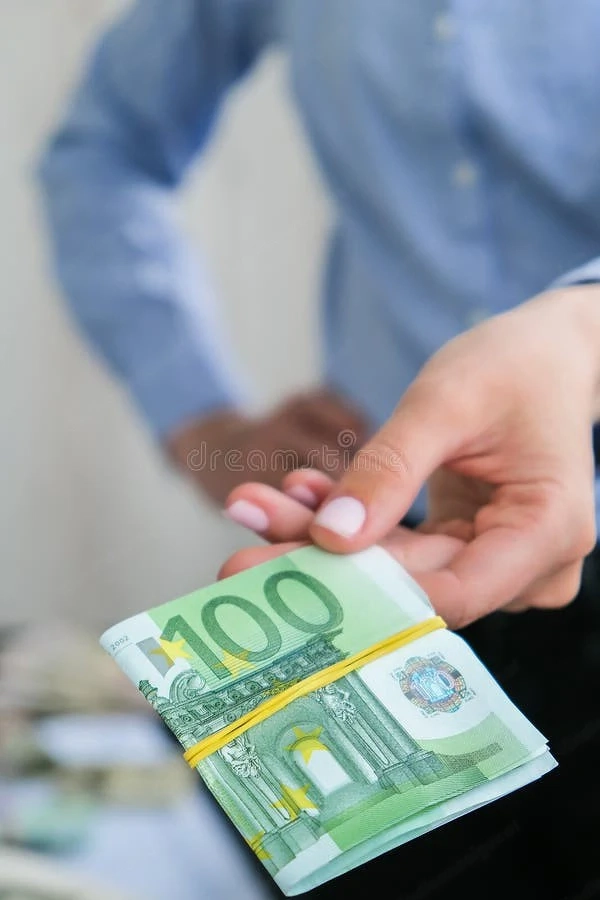 Wir bieten Kredite: und Investitionen in ganz Europa an
