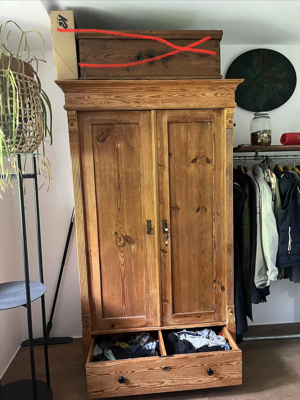 Antiker Fichte  Weichholz  Kleiderschrank  Wäscheschrank 