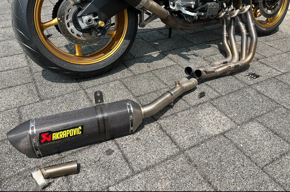 Acrapovic Auspuff