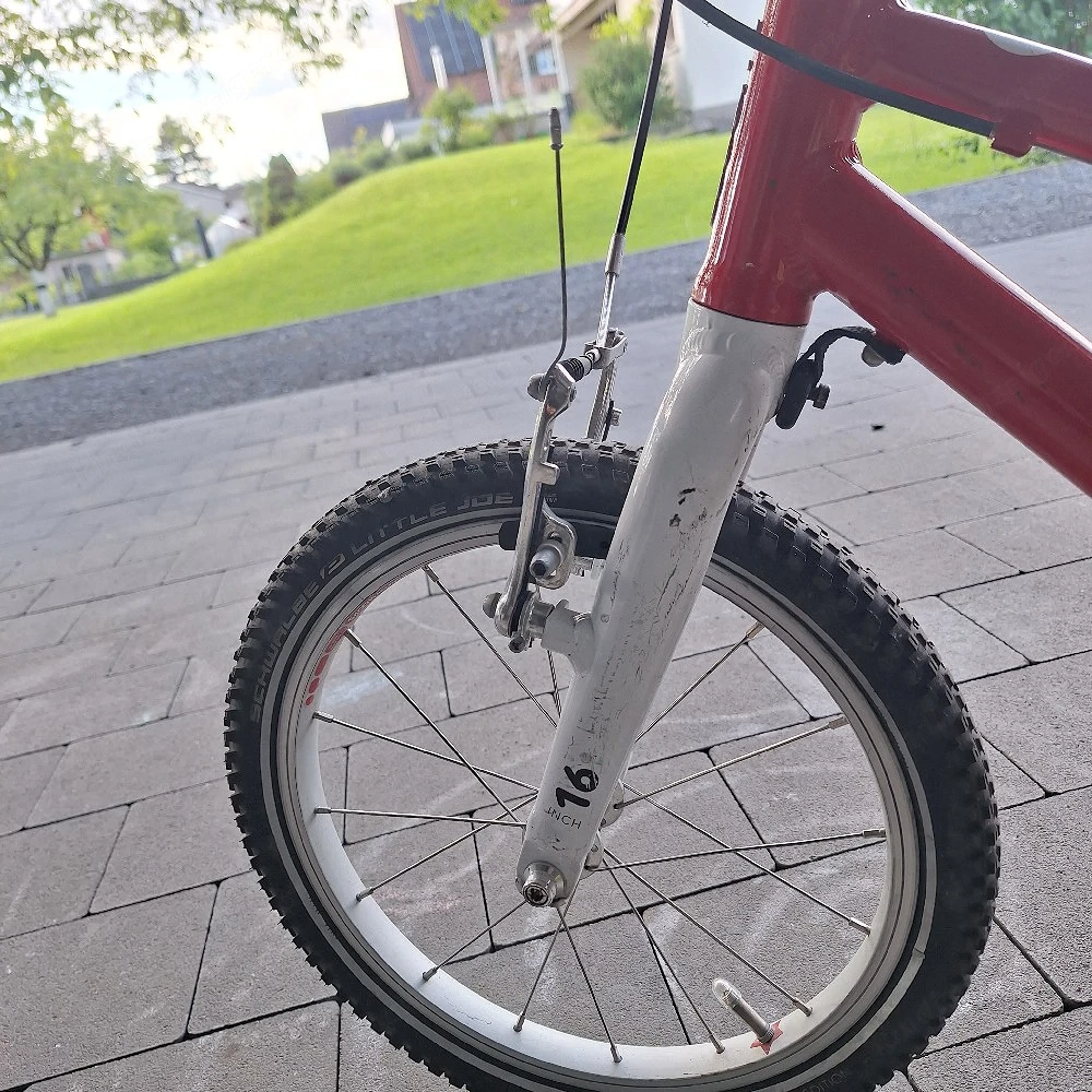 Woom 3 mit Seitenständer