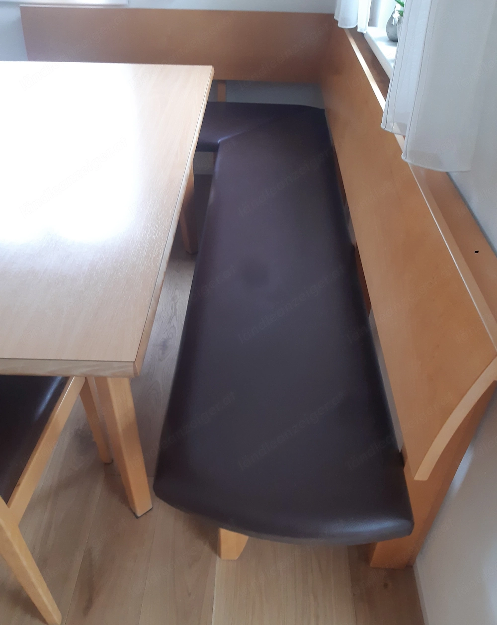 komplettes Esszimmer-Set aus Buche