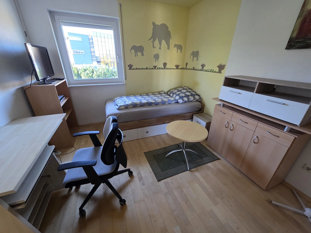 Sehr schönes WG Zimmer in EFH