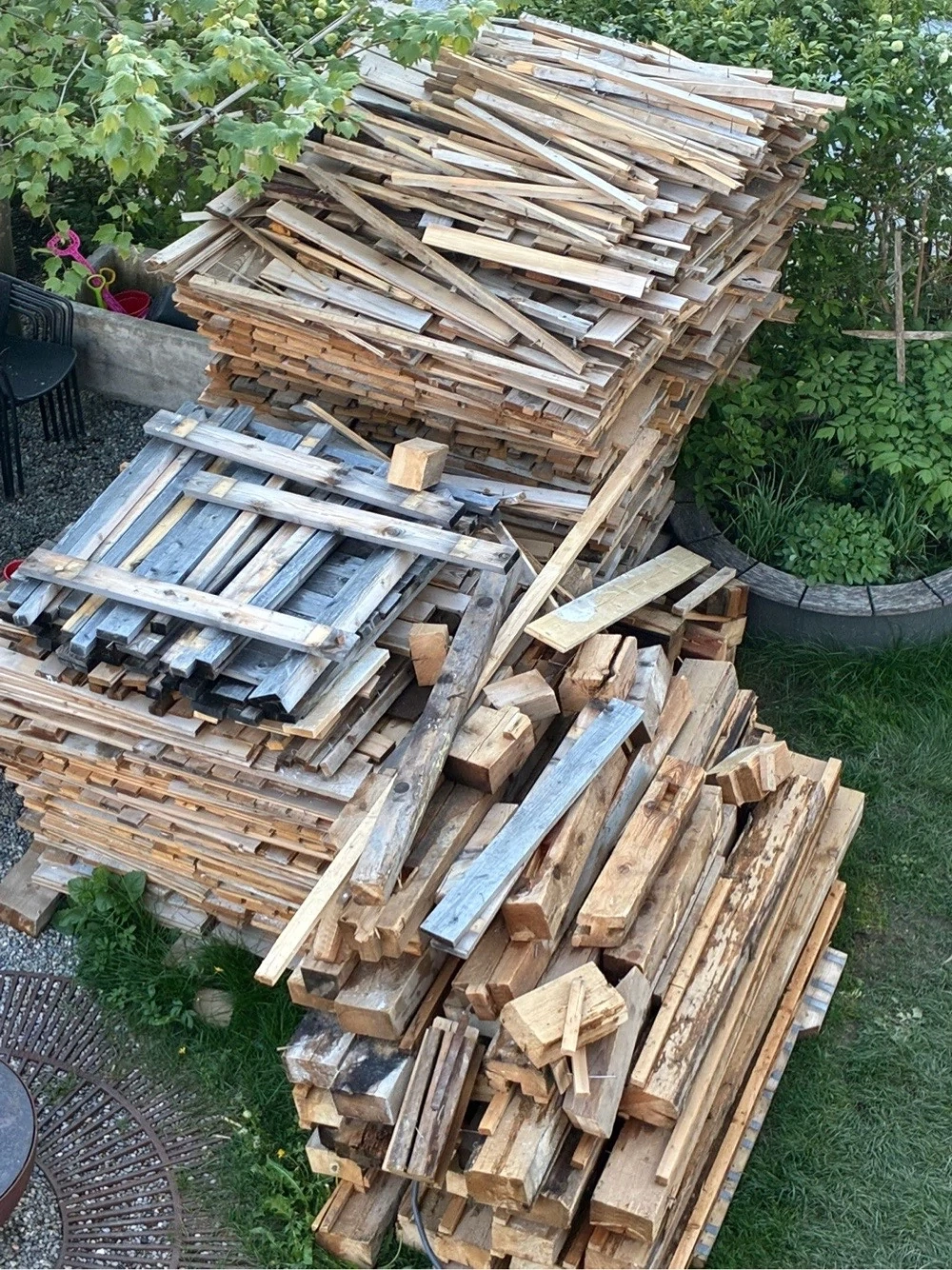 Brennholz zu verschenken