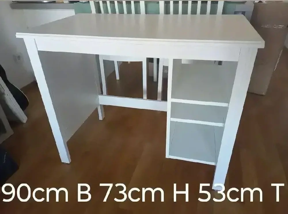 Ikea Schreibtisch zu verschenken
